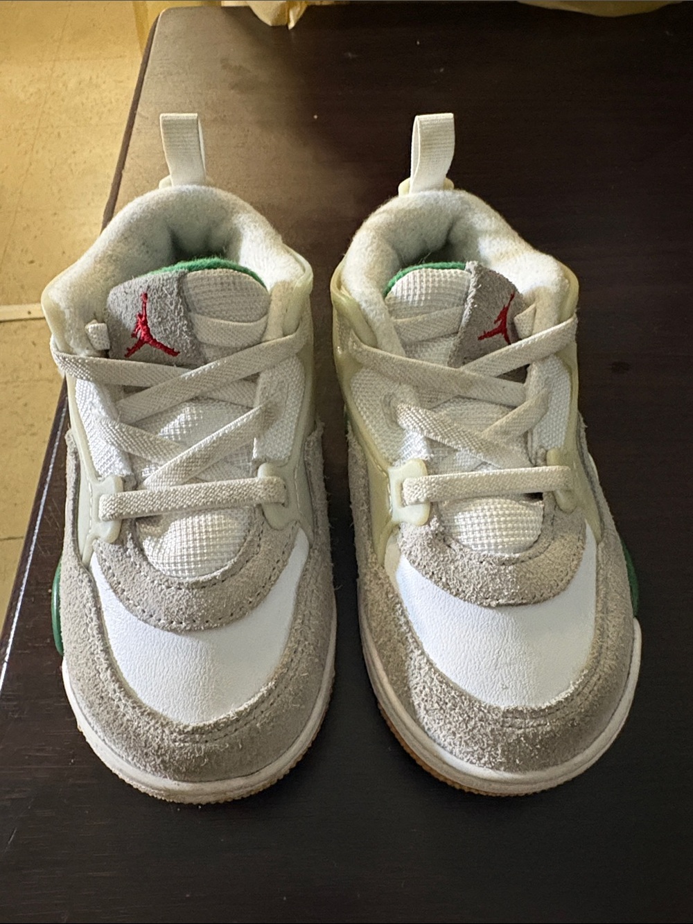 Jordan Kids White, Light Gray & Green Low-Top Sneakers with Red Jumpman